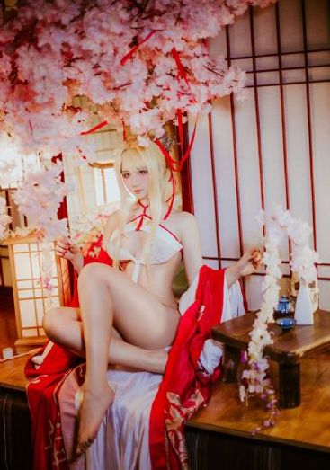 女教师一区二区三区在线播放_超清手机免费观看完整
