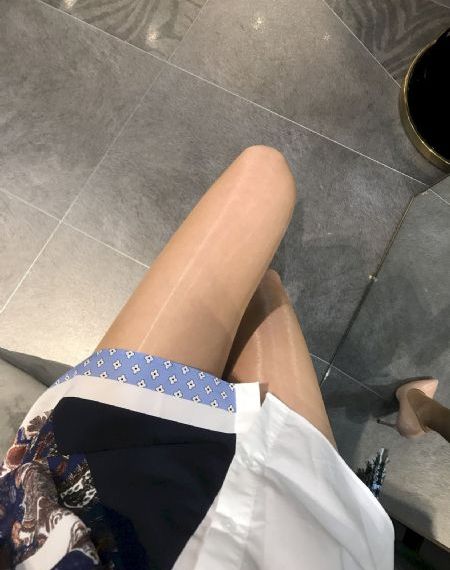 亚洲久妇综合av在线精品_BD韩语动漫免费观看