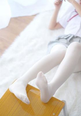中国少妇裸体操屄毛片_720日本电影免费